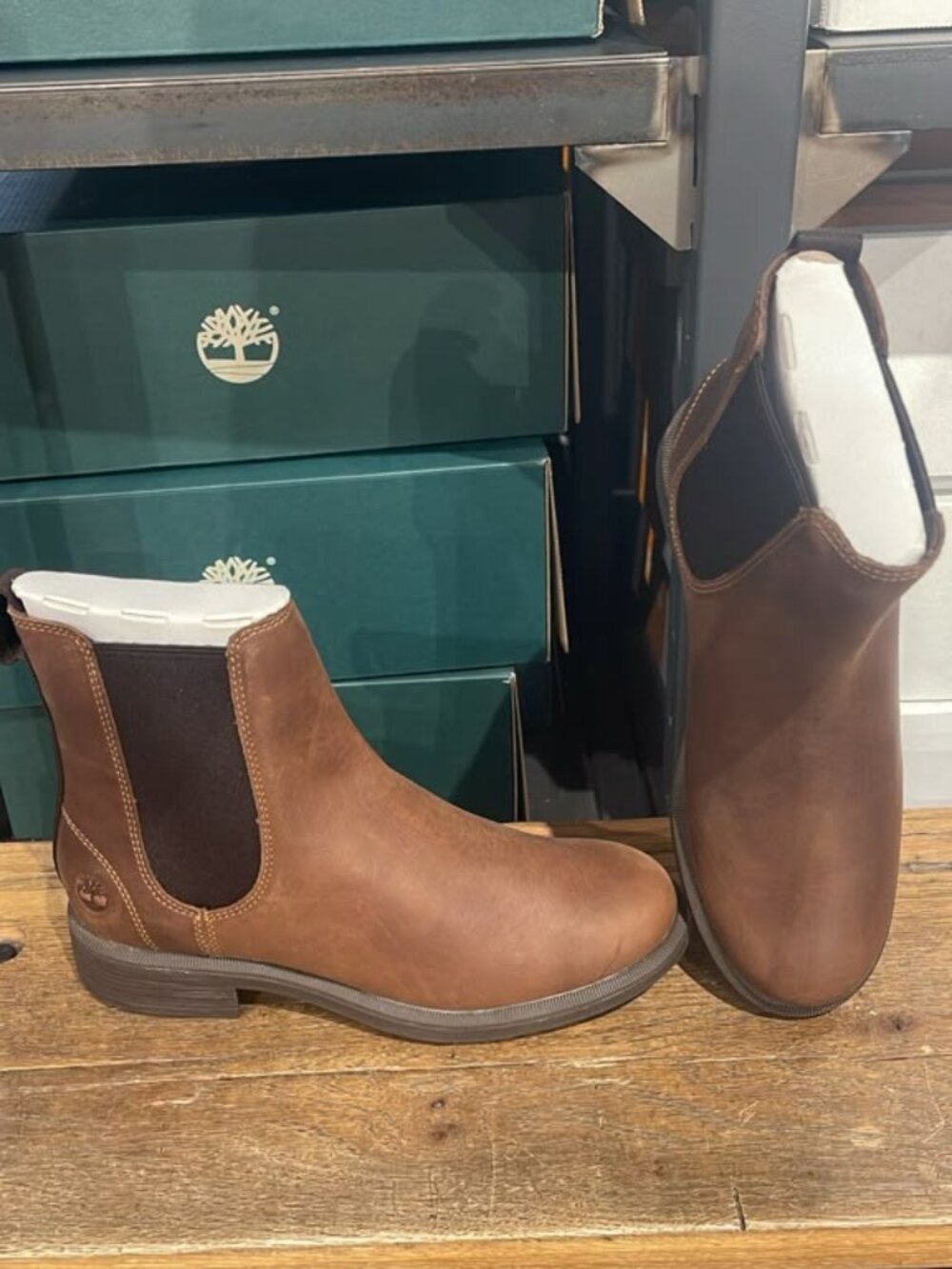 TIMBERLAND WOMEN'S VERONA SQUARE MID CHELSEA BOOT MD BROWN FULL GRAIN A42MJ-EM4